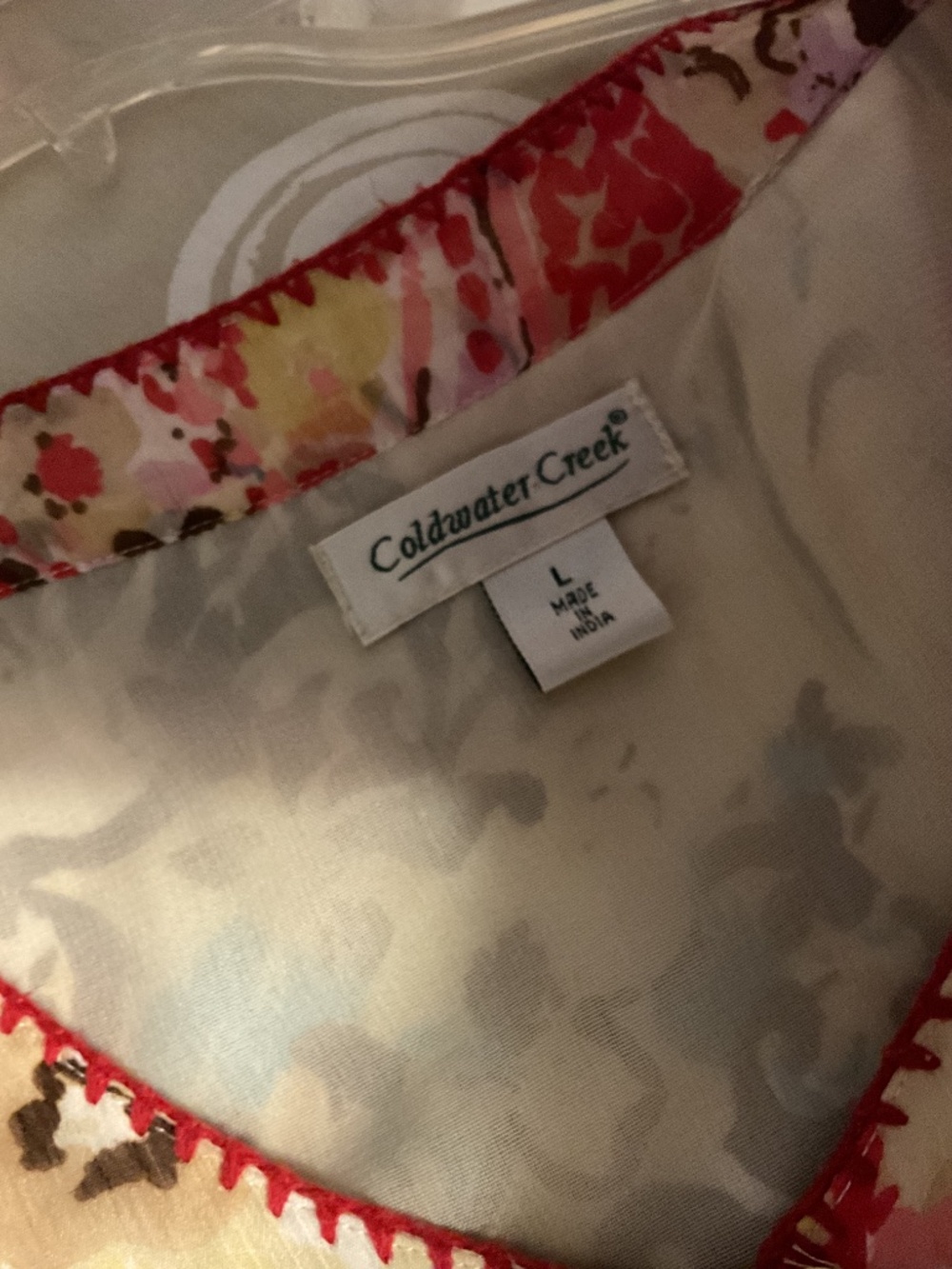 Spring floral top - Picture 3 of 4
